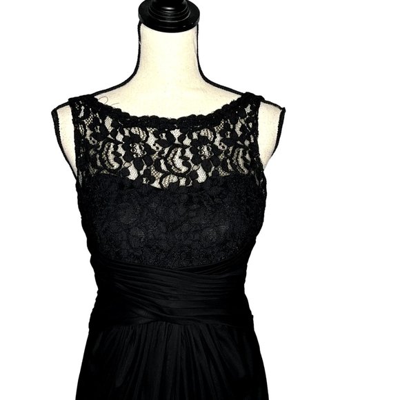 Davids Bridal Black Lace Dress Women's Size 10 - Picture 2 of 8